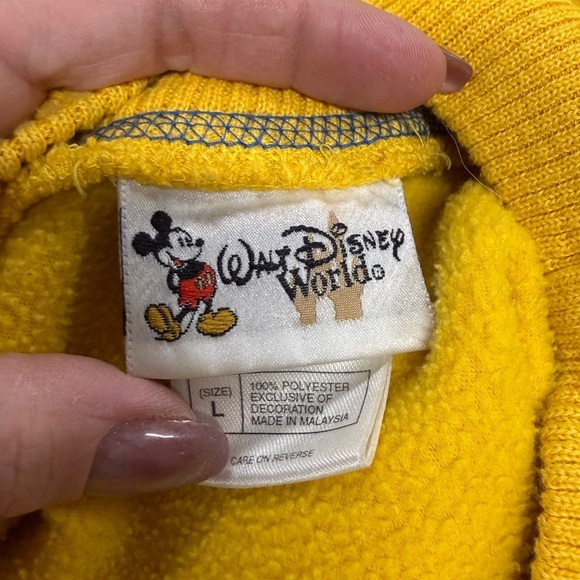 Vintage Disney World Goofy Sweatshirt - Picture 2 of 2